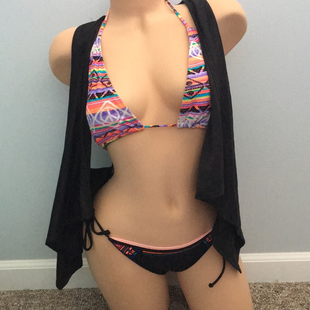 OP Aztec Bikini Top - Picture 5 of 5